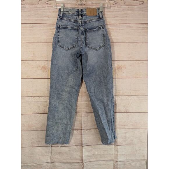 Aeropostale Curvy Mom Jeans Factory Distressed Blue Women Size 000 Ripped - Picture 2 of 8